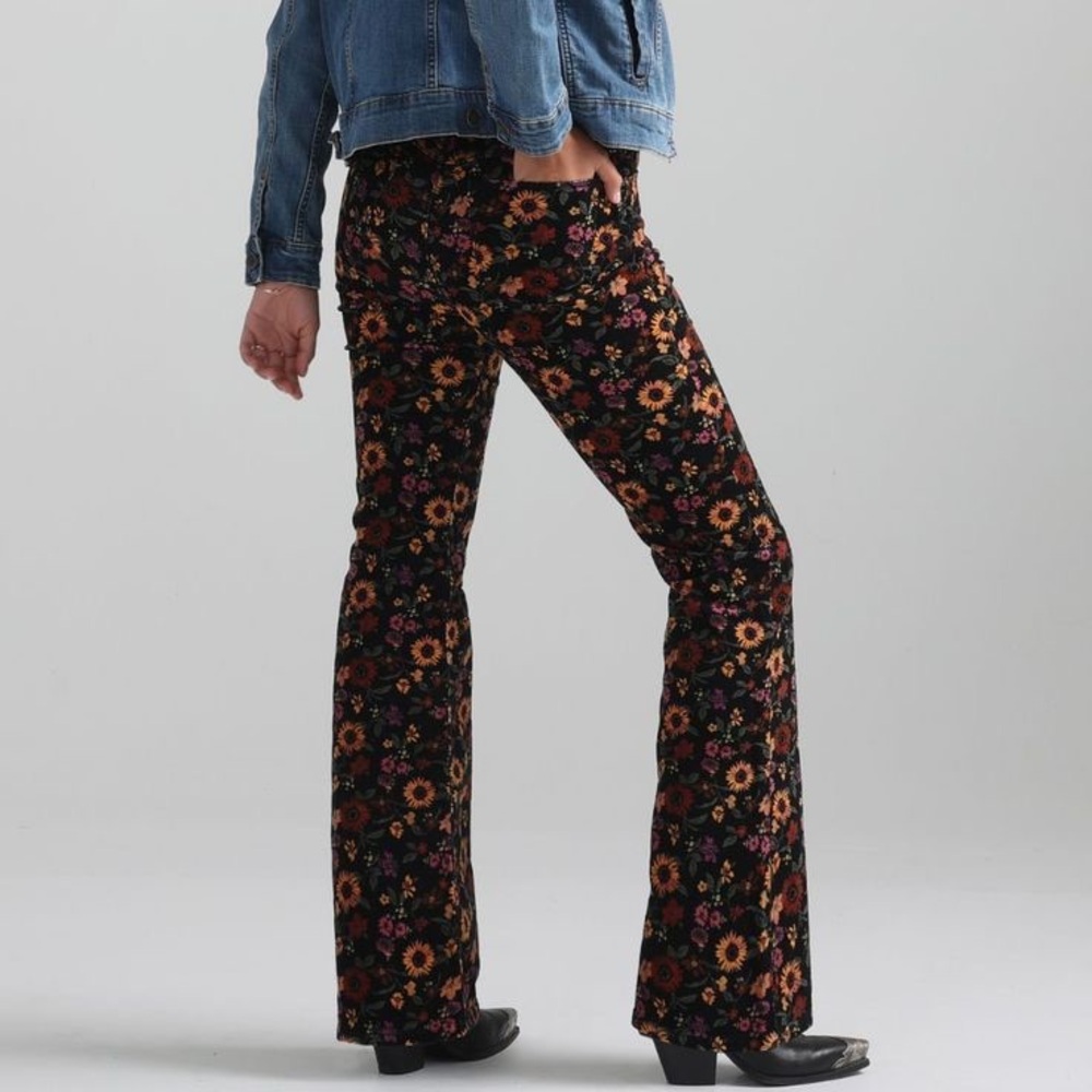 Wrangler Floral Patterned flare corduroy